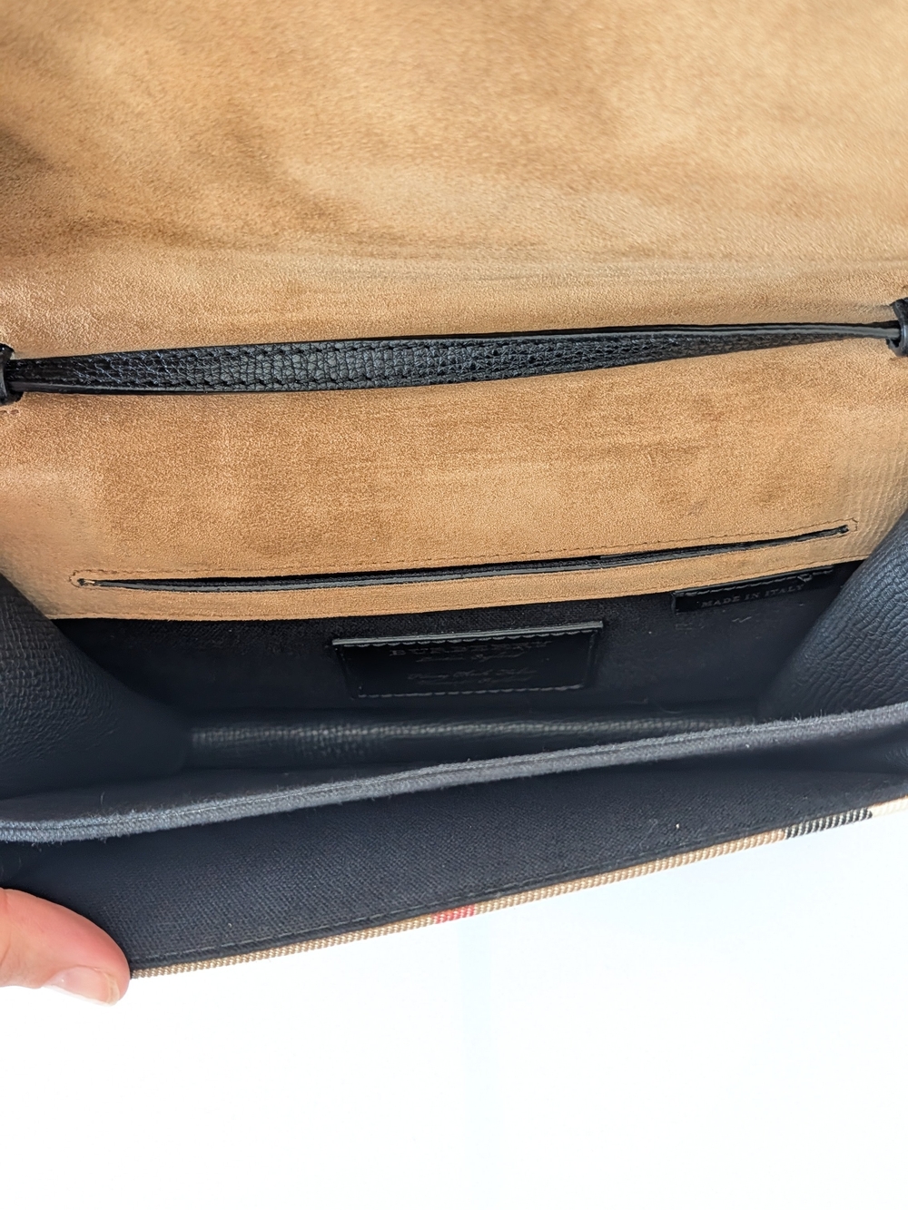 Burberry Black House Check Macken Small Shoulder Bag - Picture 4 of 9